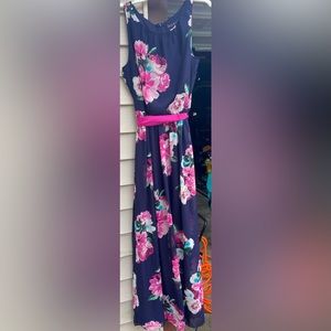 Women dress